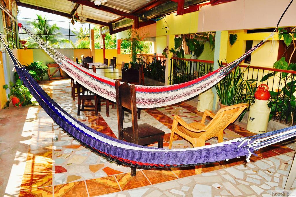 Hotel&Hostal Yaxkin Copán Buitenkant foto