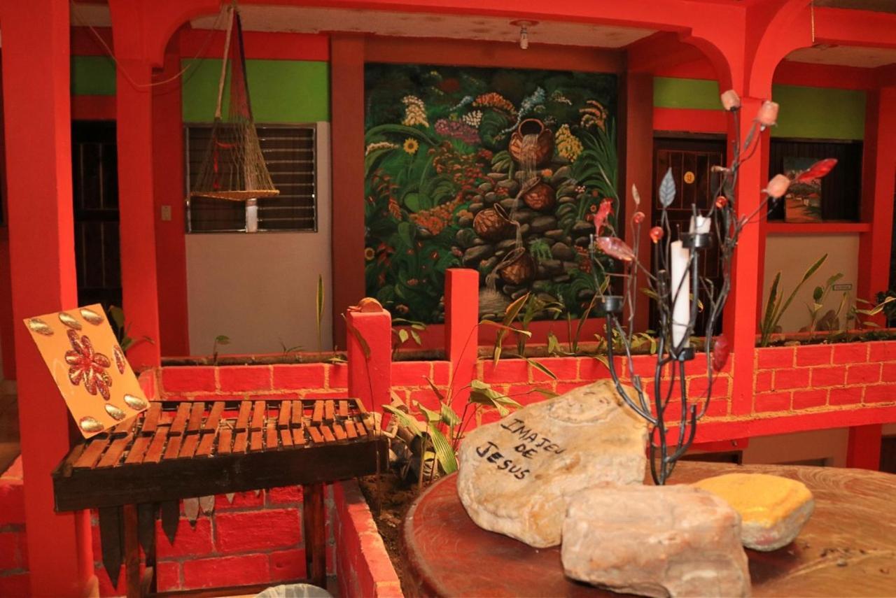Hotel&Hostal Yaxkin Copán Buitenkant foto